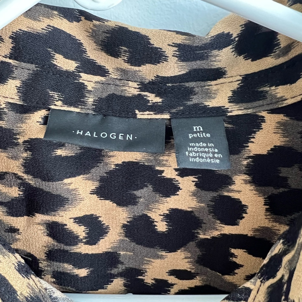 Leopard Print Halogen Button Up Size Petite Medium - image 7
